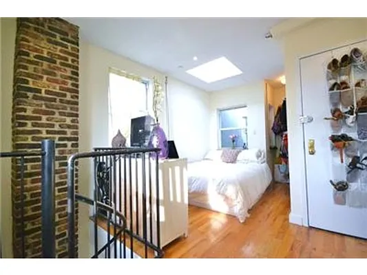 Rented by Aclawrence | media 31