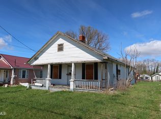 2104 Berry St, Kingsport, TN 37664