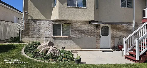 659 W 2325 N Photo 1