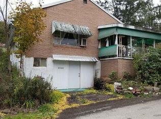 2525 Woodlawn Dr, Monroeville, PA 15146