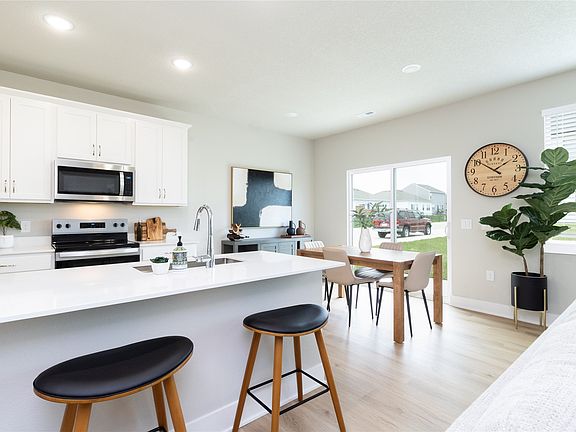 5th image of 6909 Poppy Ct