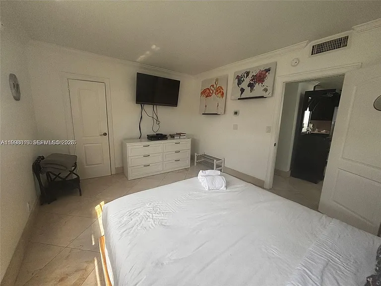 3901 S Ocean Dr #15P — Photo 16