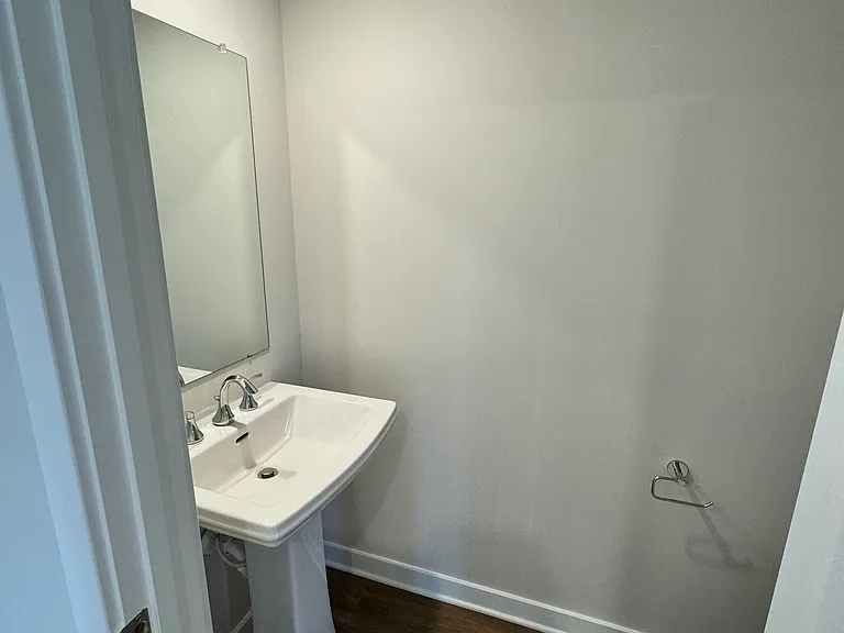352 Mingo Way #352 — Photo 8