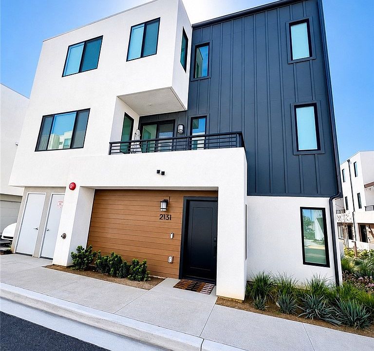 1st image of 2131 Acara Cir