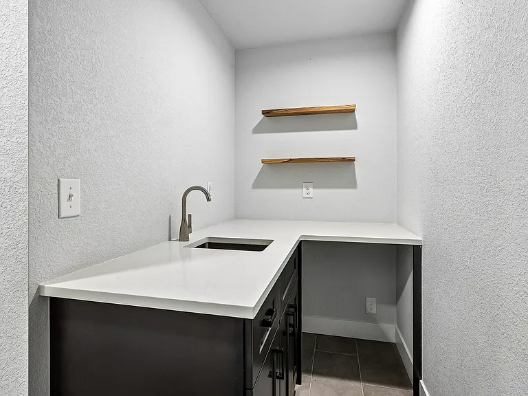 4988 Trenton St — Photo 17