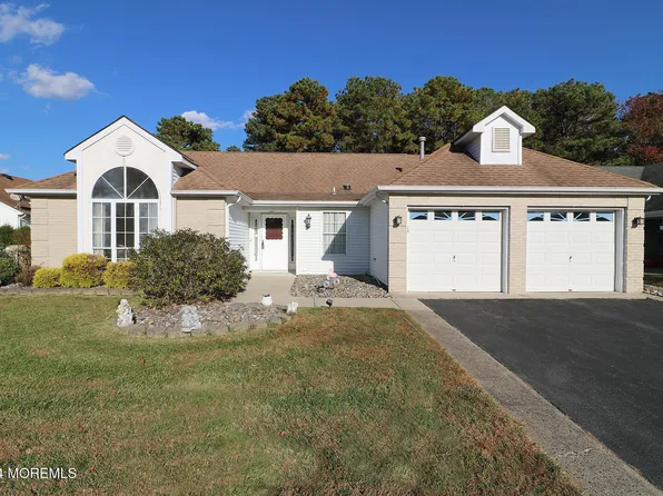 107 Narberth Way, Toms River, NJ 08757