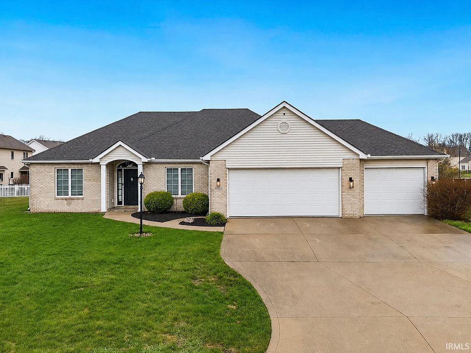 1st image of 4611 Dupont Oaks Pl