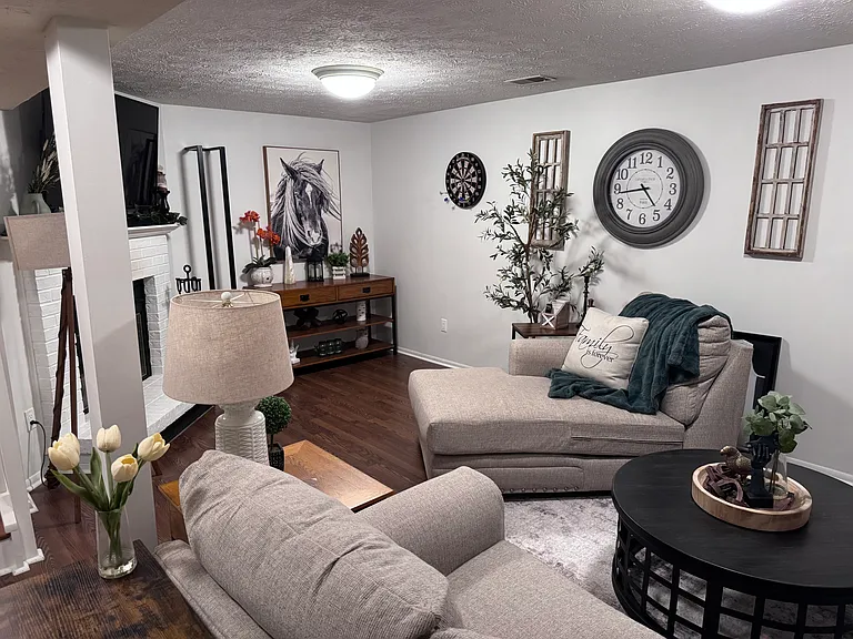 7315 Golden Horseshoe Ct — Photo 43