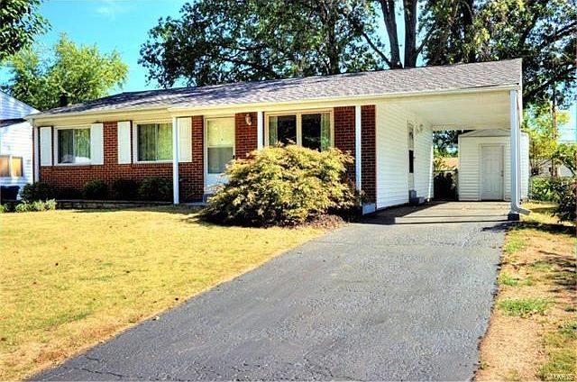 1st image of 2860 Sugar Tree Ln