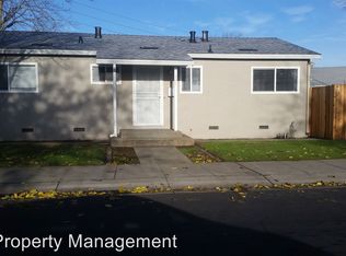 501 Calaveras St, Lodi, CA 95240