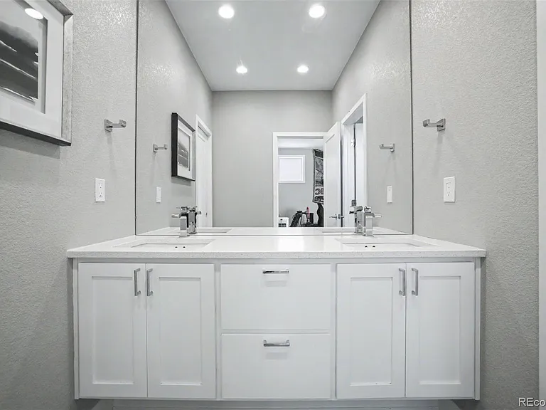 9761 Taylor River Cir #R — Photo 21