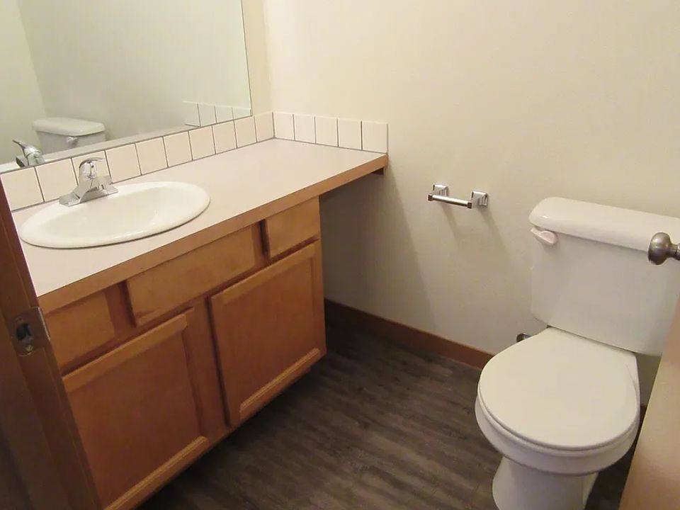 Eureka Townhomes 1640 103 1640 Texas St Bellingham WA Zillow