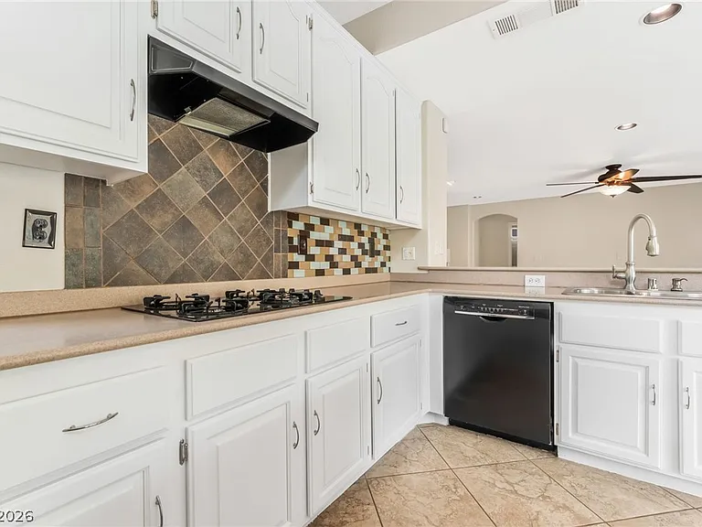 1733 Tesara Vista Pl — Photo 12