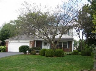 26710 Sheringham Rd, Perrysburg, OH 43551