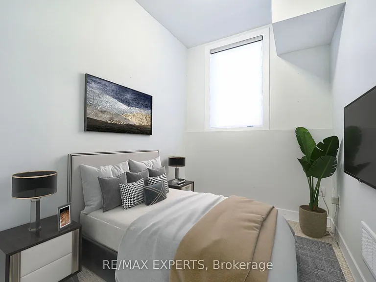 9560 Islington Ave #L114 — Photo 6