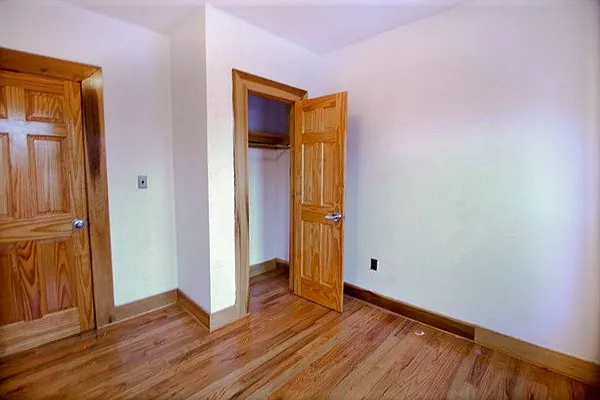 Rented by Sunshine Management Group, LLC | media 7