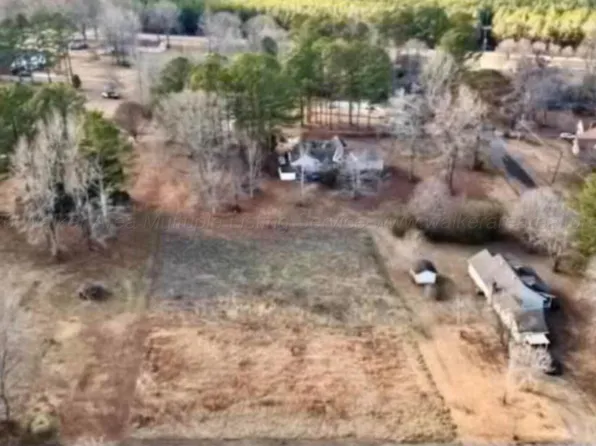 Juniper St, Winfield, AL 35594