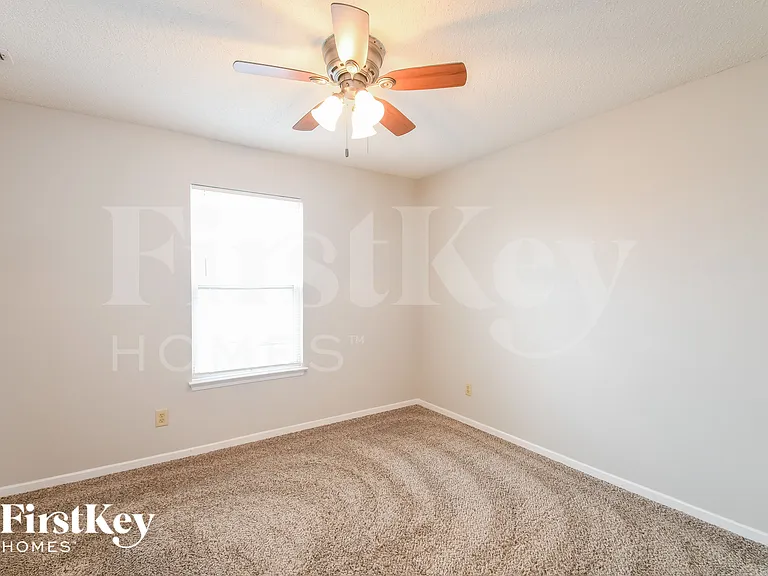 2332 Providence Ct — Photo 10