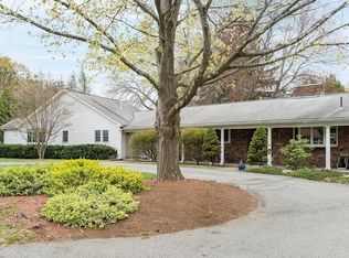 15 Appletree Ln, Lexington, MA 02420