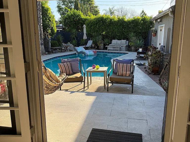 6254 Agnes Ave — Photo 39