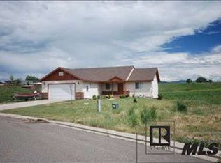 330 Honeysuckle Dr, Hayden, CO 81639