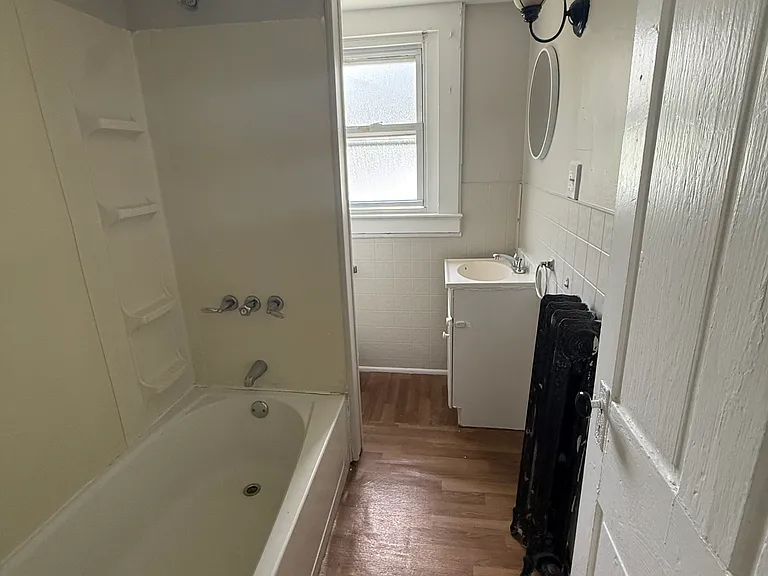 1001 Hampton St — Photo 8