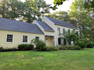 5 Sturbridge Ln, Cumberland, ME 04021