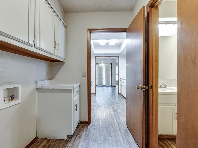 1705 N Gleason Ave — Photo 25