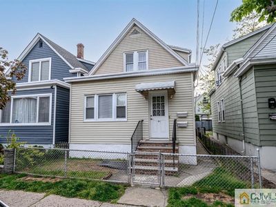 54 Anderson Ave, Wallington, NJ, 07057
