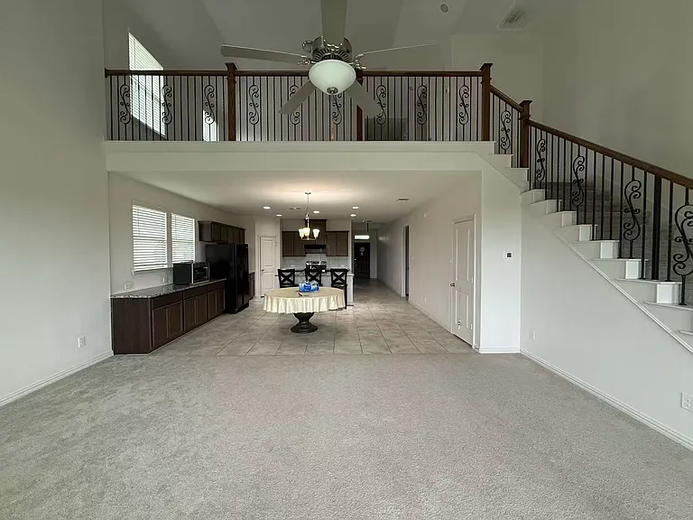 841 Gray Wolf Dr — Photo 4