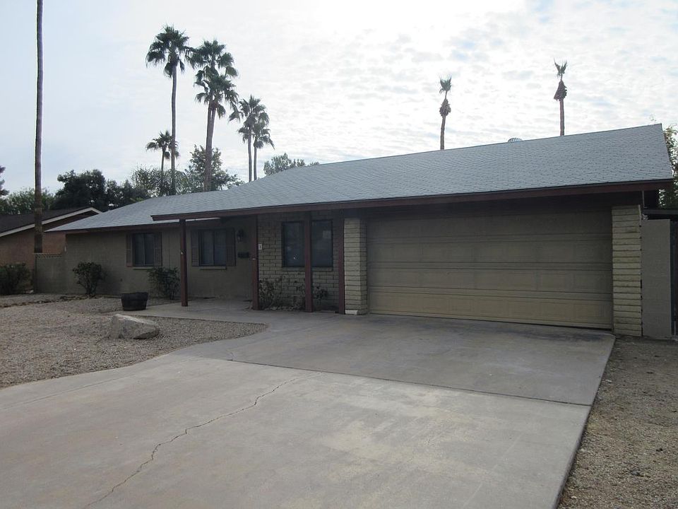 1st image of 3915 E Paradise Dr