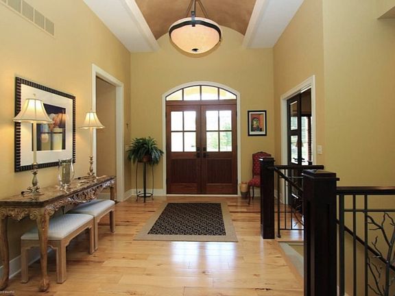 5th image of 2039 Pine Nook Ct NE