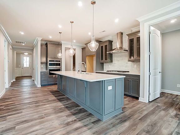 Photo Representation of Cole Plan. Actual Home not Shown