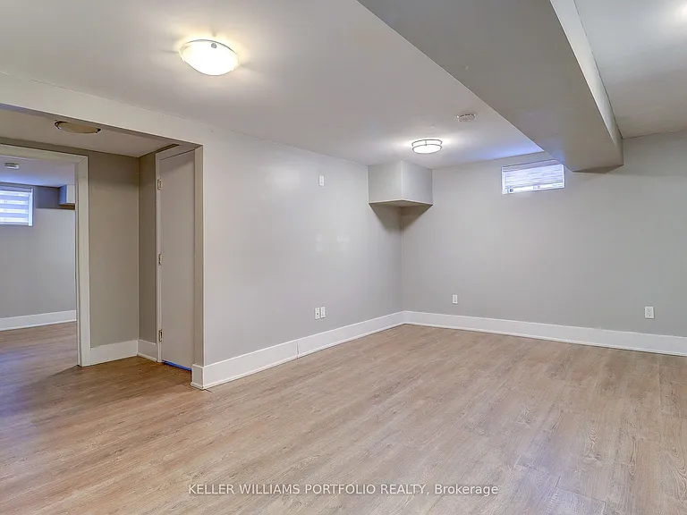 962 Willowdale Ave — Photo 5