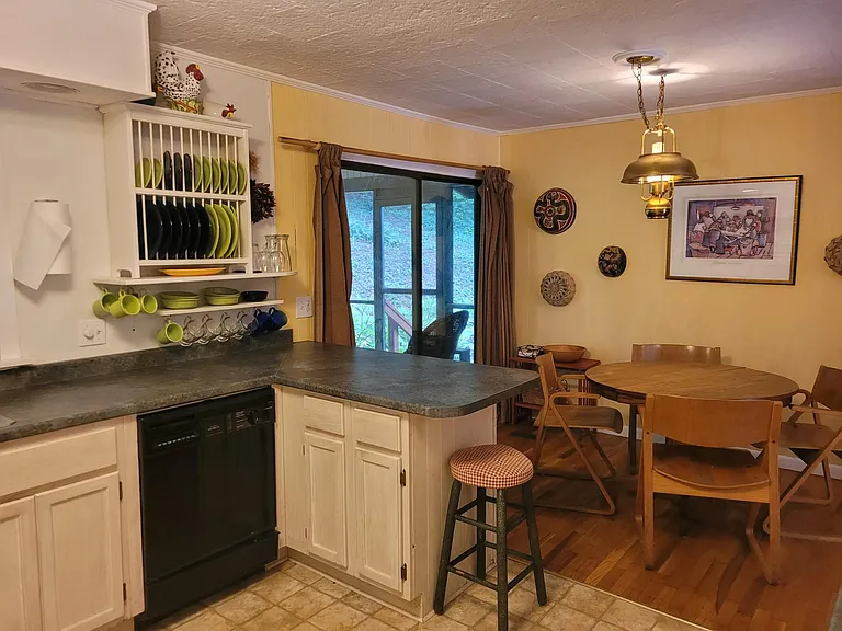 38 Bulldog Ln — Photo 12
