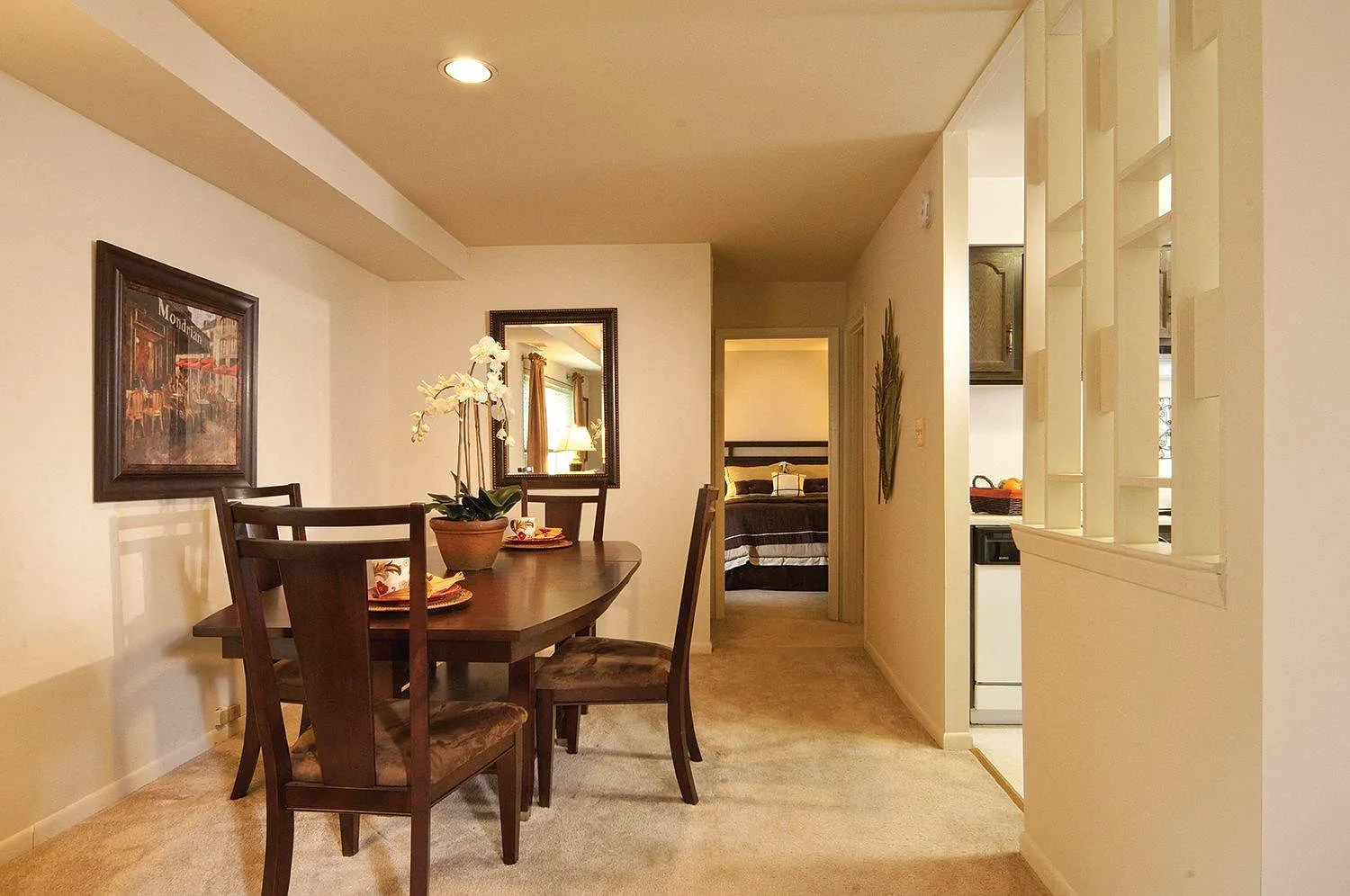 Queen's Purchase Apartments — Photo 4