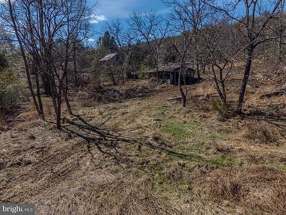 3rd image of 1237 Buckwheat Rd