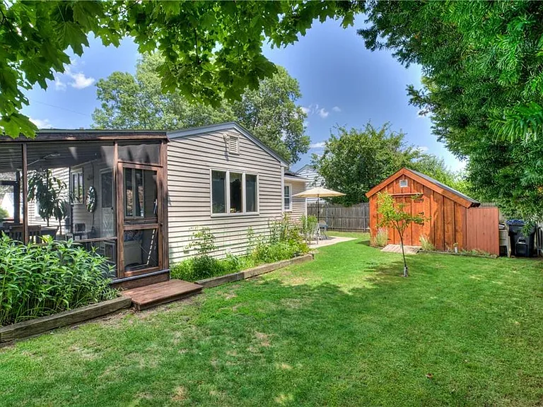 15 Whipple Ave — Photo 29