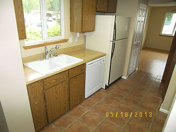 3rd image of 3110 Rustlewood Ln SE