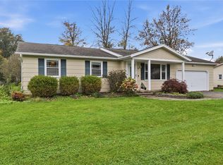 71 Alecia Dr, Rochester, NY 14626
