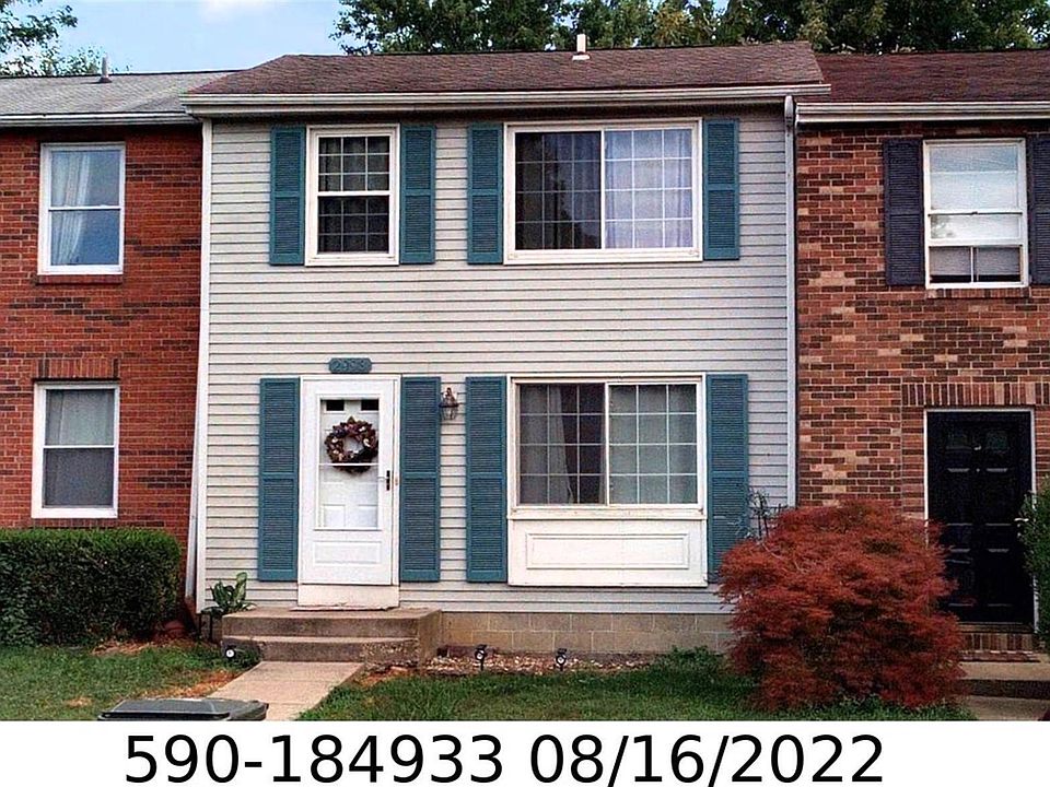 1st image of 2993 Grandwoods Cir