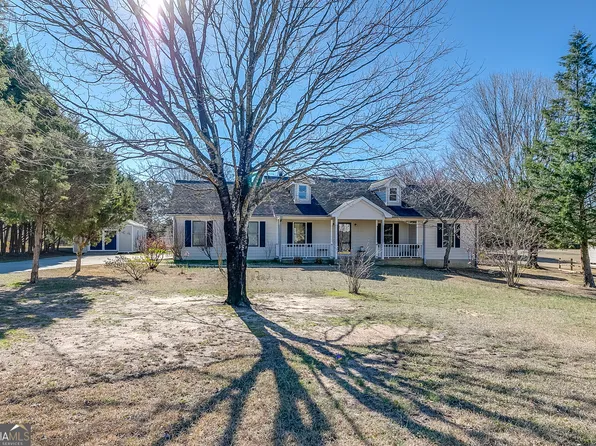 833 Lodgeview Dr, Bethlehem, GA 30620