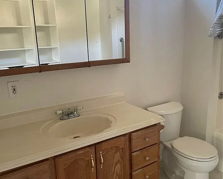1015 Harbison Canyon Rd — Photo 12