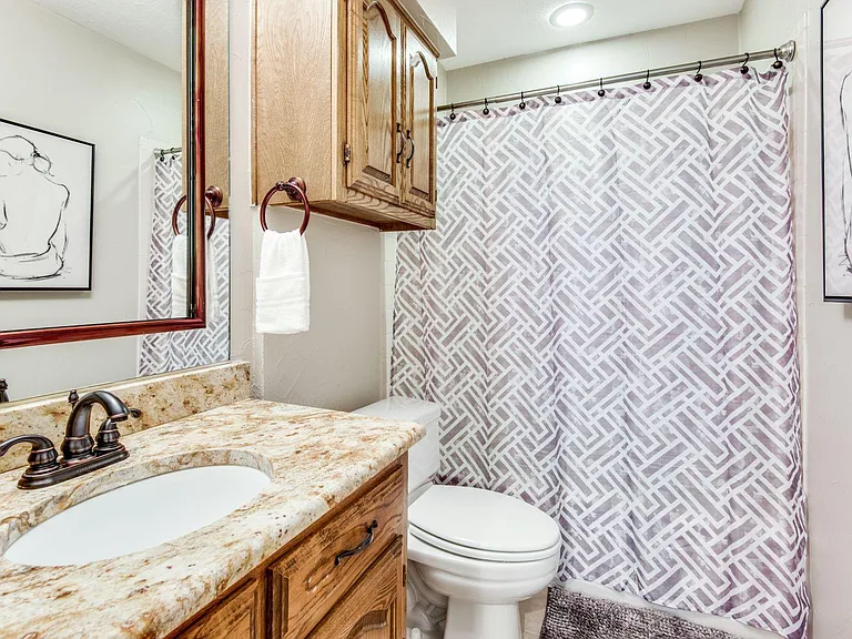 1624 Sutters Mill Dr — Photo 8