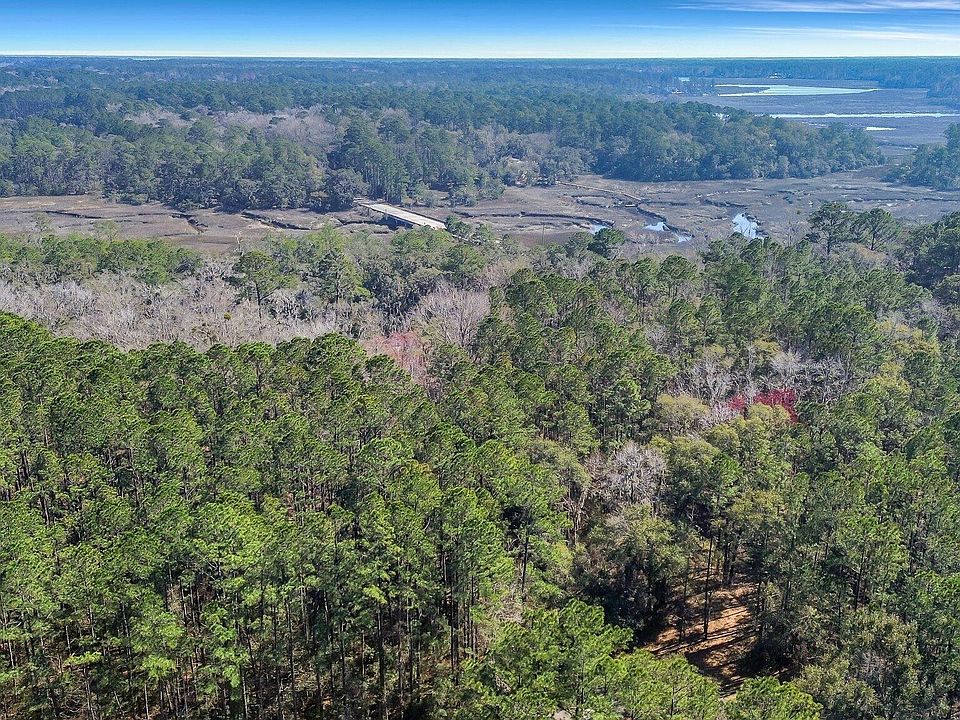 1st image of 83 Rose Dhu Creek Plantation Drive