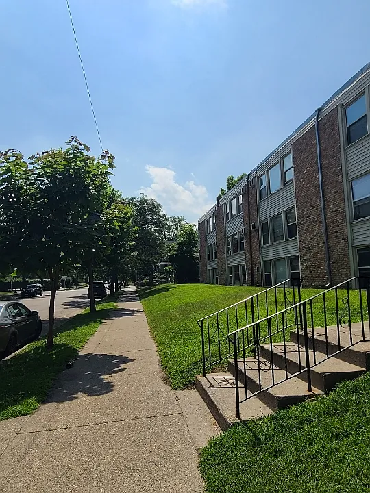 Twin Place Apartments