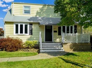 9 Putnam Ave, Edison, NJ 08817