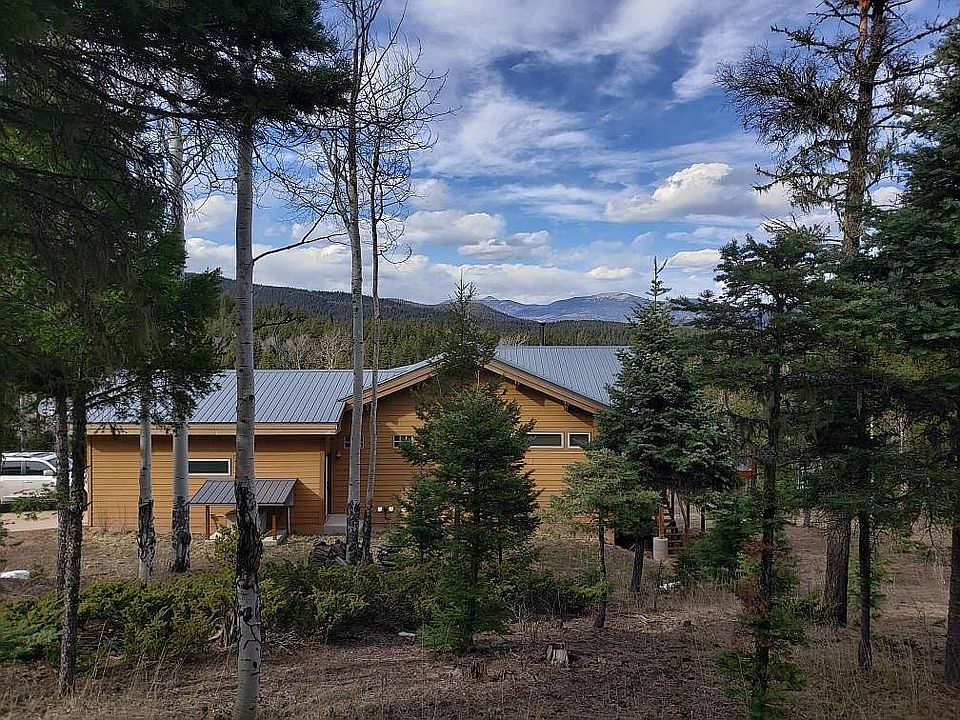 2nd image of 115 Taos Pines Ranch Rd