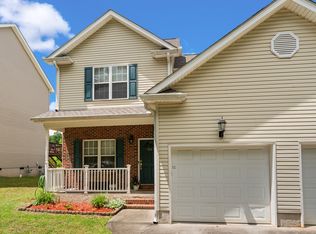 126 Ridge Bluff Rd, Mooresville, NC 28115