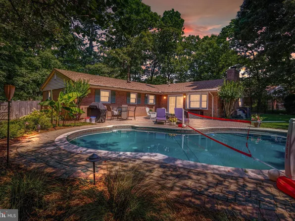 7057 Barbara Rd, Alexandria, VA 22315